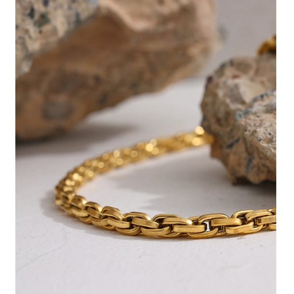 New 18K Gold Plated Chunky Link Chain Necklace - Picture 6 of 7